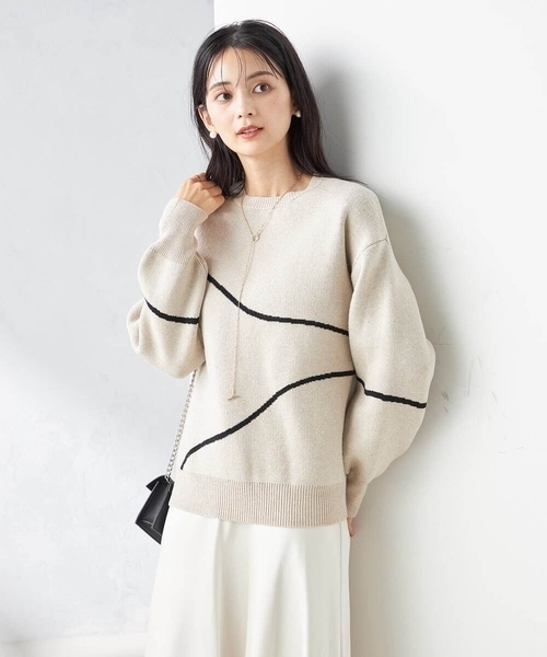 a.v.v(アーヴェヴェ)の「ラインアートニット(ニット/セーター・レディース・ベージュ/チャコールグレー・34/36/40/38/42)」の2枚目の写真