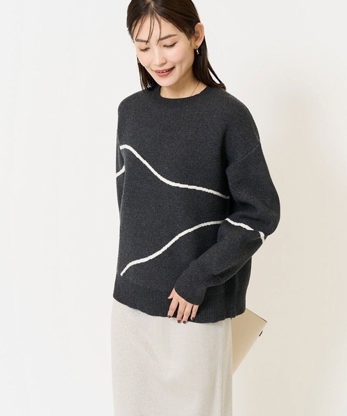 a.v.v(アーヴェヴェ)の「ラインアートニット(ニット/セーター・レディース・ベージュ/チャコールグレー・34/36/40/38/42)」の1枚目の写真