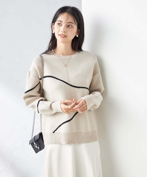 a.v.v(アーヴェヴェ)の「ラインアートニット(ニット/セーター・レディース・ベージュ/チャコールグレー・34/36/40/38/42)」の3枚目の写真