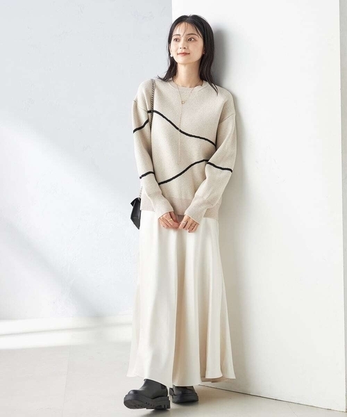 a.v.v(アーヴェヴェ)の「ラインアートニット(ニット/セーター・レディース・ベージュ/チャコールグレー・34/36/40/38/42)」の6枚目の写真