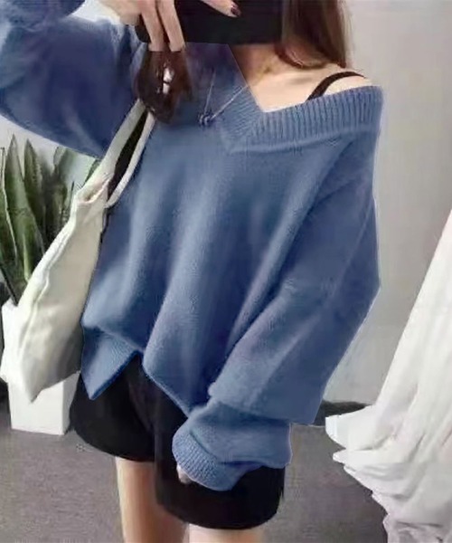 Asterellivi(アステレリビ)の「Vネックサイドスリットニット(ニット/セーター・レディース・モカ/ブルー/イエロー/ピンク/グレー/ブラウン/ブラック/ホワイト・FREE)」の6枚目の写真