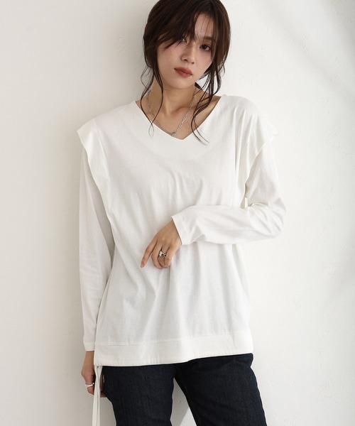 ElegChic(エレグシック)の「ショルダー タック カットソー(Tシャツ/カットソー・レディース・ベージュ系その他/オフホワイト/チャコールグレー/ブラック/カーキ・M/XL/4L)」の1枚目の写真