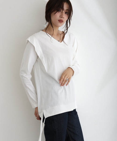 ElegChic(エレグシック)の「ショルダー タック カットソー(Tシャツ/カットソー・レディース・ベージュ系その他/オフホワイト/チャコールグレー/ブラック/カーキ・M/XL/4L)」の17枚目の写真