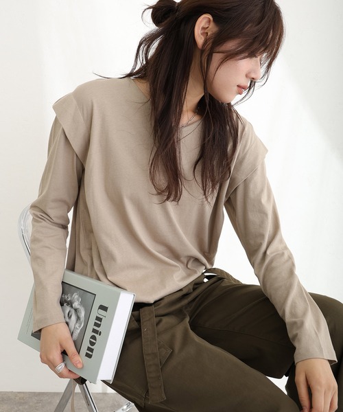 ElegChic(エレグシック)の「ショルダー タック カットソー(Tシャツ/カットソー・レディース・ベージュ系その他/オフホワイト/チャコールグレー/ブラック/カーキ・M/XL/4L)」の19枚目の写真