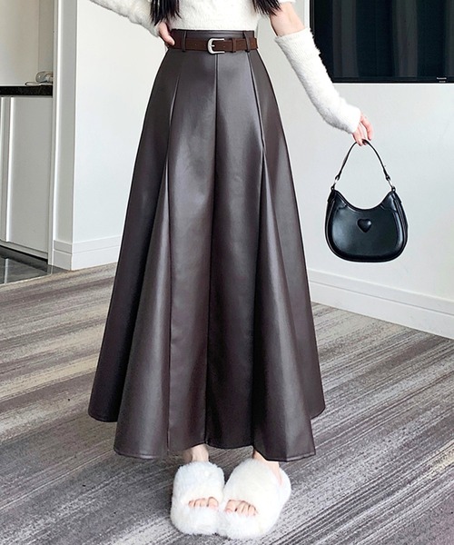 frunco(フランコ)の「【ZOZO限定】ベルト付きフェイクレザーロングスカート(スカート・レディース・ブラック/ブラウン・MEDIUM)」の17枚目の写真