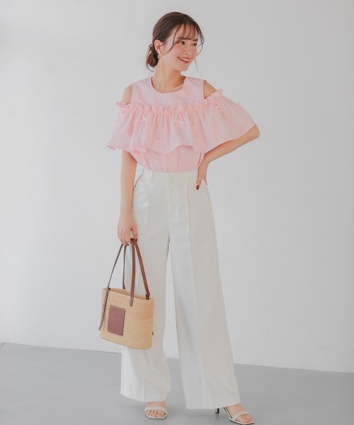 Fit more(フィットモア)の「ミニリボンチュールオープンショルダーブラウス(シャツ/ブラウス・レディース・ホワイト/ブラック/ピンク・FREE)」の9枚目の写真