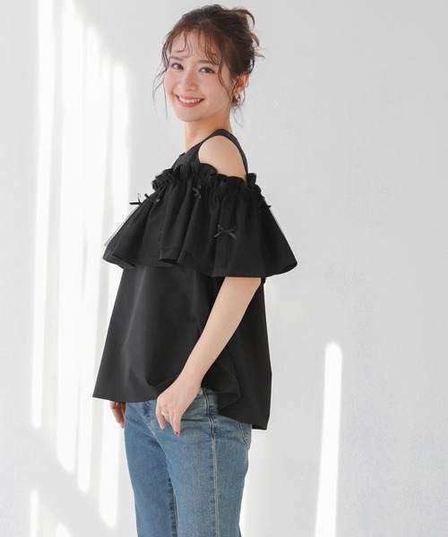 Fit more(フィットモア)の「ミニリボンチュールオープンショルダーブラウス(シャツ/ブラウス・レディース・ホワイト/ブラック/ピンク・FREE)」の12枚目の写真