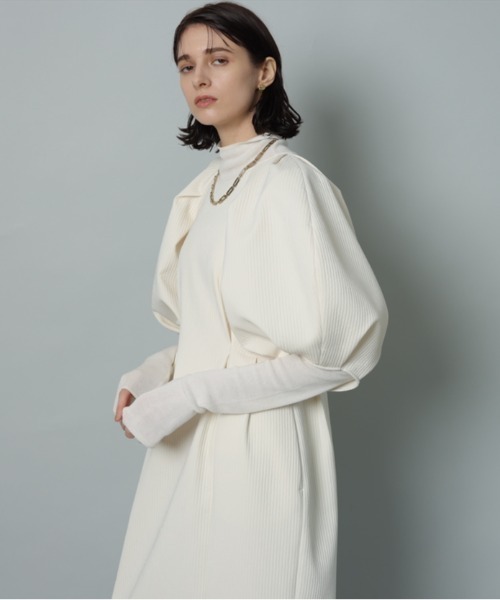 CADUNE(カデュネ)の「キルトジャガードワンピース(ワンピース・レディース・ブラック/オフホワイト・36/38)」の4枚目の写真