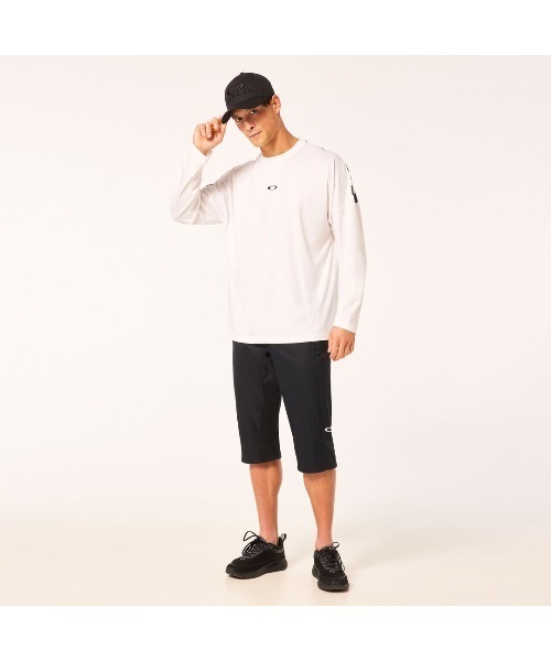OAKLEY（オークリー）の「オークリ― ENHANCE QD LS TEE BOLD EVO 3.0/ ロンT・長袖/ TRAINING スポーツ・トレーニング/ OAKLEY（Tシャツ/カットソー・メンズ・ブラック/ホワイト・L/M/S/XL）」の4枚目の写真