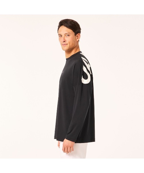 OAKLEY（オークリー）の「オークリ― ENHANCE QD LS TEE BOLD EVO 3.0/ ロンT・長袖/ TRAINING スポーツ・トレーニング/ OAKLEY（Tシャツ/カットソー・メンズ・ブラック/ホワイト・L/M/S/XL）」の15枚目の写真