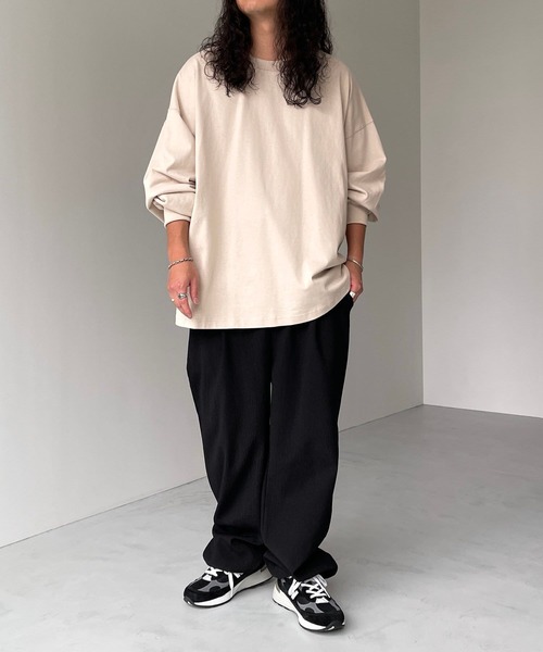 natto(ナット)の「【ユニセックスアイテム】loose silhouette heavy weight long sleeve / ルーズシルエットヘビーウェイトロングスリーブ(Tシャツ/カットソー・メンズ・アイボリー/ブラック・FREE)」の3枚目の写真
