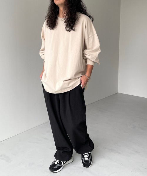 natto(ナット)の「【ユニセックスアイテム】loose silhouette heavy weight long sleeve / ルーズシルエットヘビーウェイトロングスリーブ(Tシャツ/カットソー・メンズ・アイボリー/ブラック・FREE)」の5枚目の写真