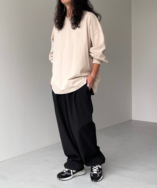 natto(ナット)の「【ユニセックスアイテム】loose silhouette heavy weight long sleeve / ルーズシルエットヘビーウェイトロングスリーブ(Tシャツ/カットソー・メンズ・アイボリー/ブラック・FREE)」の7枚目の写真