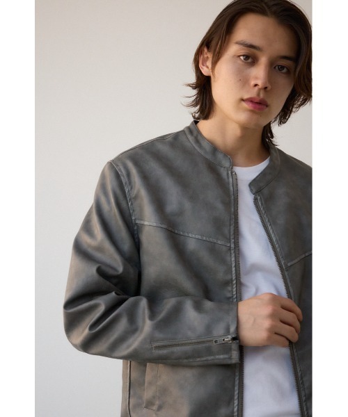 AZUL by moussy（アズールバイマウジー）の「ヴィンテージフェイクレザーライダースブルゾン（ブルゾン・メンズ・グレー/ブラック・MEDIUM/LARGE）」の14枚目の写真