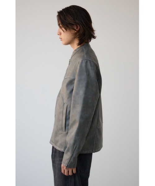 AZUL by moussy（アズールバイマウジー）の「ヴィンテージフェイクレザーライダースブルゾン（ブルゾン・メンズ・グレー/ブラック・MEDIUM/LARGE）」の18枚目の写真