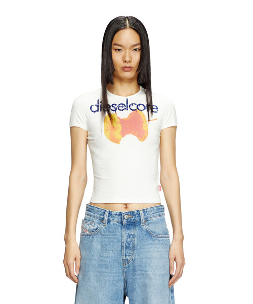 DIESEL（ディーゼル）の「ウィメンズ Tシャツ T-UNCUTIES-SHORT-Q2（Tシャツ/カットソー・レディース・ホワイト/ブラック・X-LARGE/SMALL/X-SMALL/LARGE/MEDIUM）」の3枚目の写真