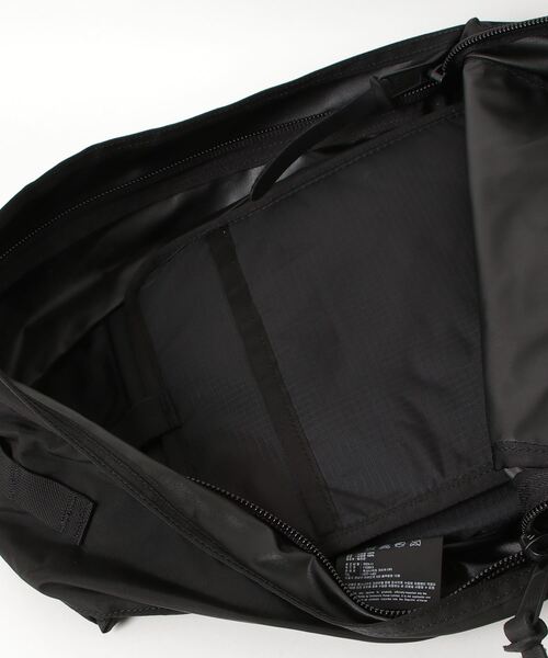 GREGORY(グレゴリー)の「デイパック OG DAY PACK OG ブラック(バックパック/リュック・メンズ・ブラック・ONE SIZE)」の4枚目の写真