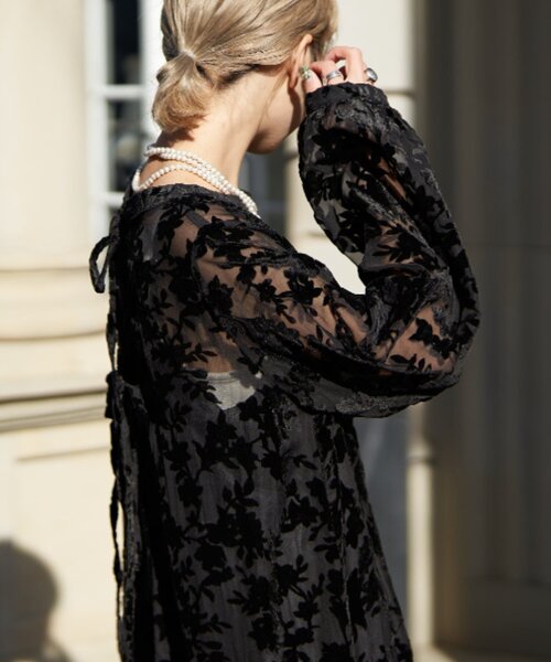 CIAOPANIC（チャオパニック）の「【前後2WAY】ベロアフラワーティアードワンピース（ワンピース・レディース・ブラック/ブルー・ONE SIZE/0）」の11枚目の写真