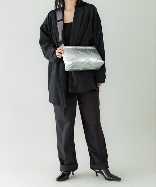 LE VERNIS（ル・ベルニ）の「LE VERNIS(ル・ベルニ)Quilting clutch bag（クラッチバッグ・レディース・カーキ/ブラック/シルバー/オレンジ/イエロー/ベージュ・FREE）」の18枚目の写真