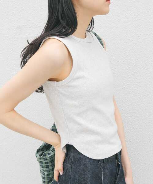 KBF（ケイビーエフ）の「クロップドタンクトップ（タンクトップ・レディース・ホワイト系その他/チャコールグレー/オートミール/ブラウン系その他・ONE）」の20枚目の写真