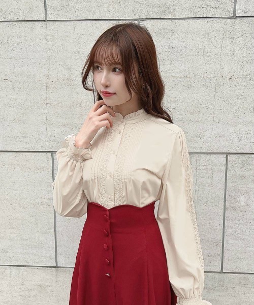 F i.n.t（フィント）の「レースピンタック使いブラウス/ fint　フィント（シャツ/ブラウス・レディース・ライトベージュ/オフホワイト・FREE）」の2枚目の写真