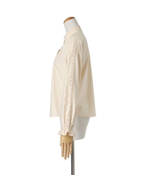 F i.n.t（フィント）の「レースピンタック使いブラウス/ fint　フィント（シャツ/ブラウス・レディース・ライトベージュ/オフホワイト・FREE）」の15枚目の写真