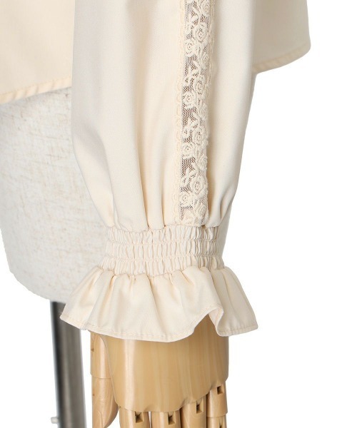 F i.n.t（フィント）の「レースピンタック使いブラウス/ fint　フィント（シャツ/ブラウス・レディース・ライトベージュ/オフホワイト・FREE）」の18枚目の写真