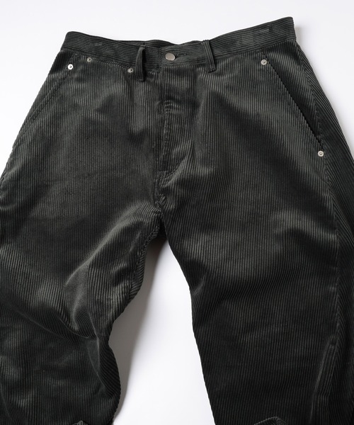 Jieda(ジエダ)の「3D CUTTING CODYROY PANTS(その他パンツ・メンズ・ブラウン/グレー/ブラック・2/1)」の16枚目の写真