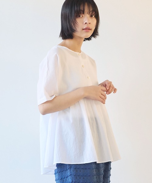 bulle de savon（ビュルデサボン）の「●コットン/ボイルローン ギャザーブラウス（シャツ/ブラウス・レディース・サックスブルー/ホワイト/チャコールグレー・FREE）」の6枚目の写真