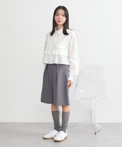 earth music&ecology(アースミュージックアンドエコロジー)の「ティアードショートシャツ(シャツ/ブラウス・レディース・ベージュ系その他2/オフホワイト/ブルー系その他7・FREE)」の17枚目の写真