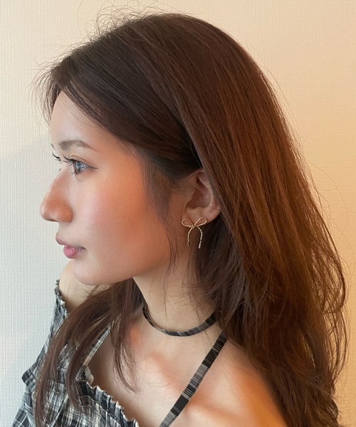 FOREVER 21(フォーエバー トゥエンティーワン)の「キラキラリボンピアス(ピアス(両耳用)・レディース・ゴールド/シルバー・FREE)」の5枚目の写真