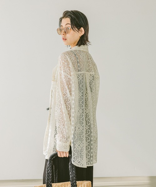 BAYFLOW（ベイフロー）の「ロングスリーブレースシャツ（シャツ/ブラウス・レディース・ブラック/サックスブルー/オフホワイト・FREE）」の21枚目の写真