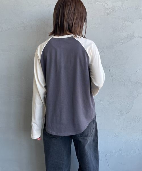 SCREEN STARS（スクリーンスターズ）の「[SCREEN STARS/スクリーンスターズ] 別注 配色ラグラン シアーロングスリーブTシャツ（Tシャツ/カットソー・レディース・チャコールグレー/ダークグリーン/ライトグレー/ボルドー・F）」の16枚目の写真