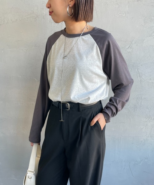 SCREEN STARS（スクリーンスターズ）の「[SCREEN STARS/スクリーンスターズ] 別注 配色ラグラン シアーロングスリーブTシャツ（Tシャツ/カットソー・レディース・チャコールグレー/ダークグリーン/ライトグレー/ボルドー・F）」の19枚目の写真