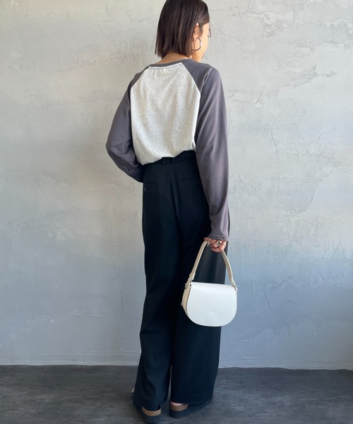 SCREEN STARS（スクリーンスターズ）の「[SCREEN STARS/スクリーンスターズ] 別注 配色ラグラン シアーロングスリーブTシャツ（Tシャツ/カットソー・レディース・チャコールグレー/ダークグリーン/ライトグレー/ボルドー・F）」の22枚目の写真