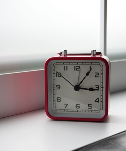 ammy.（エイミードット）の「【 ammy. / エイミードット 】 ビンテージライク スクエア 置時計 / 目覚まし時計（置時計・レディース・ブラック/ブルーグリーン/ホワイト/レッド/ネイビー/イエロー・FREE）」の14枚目の写真