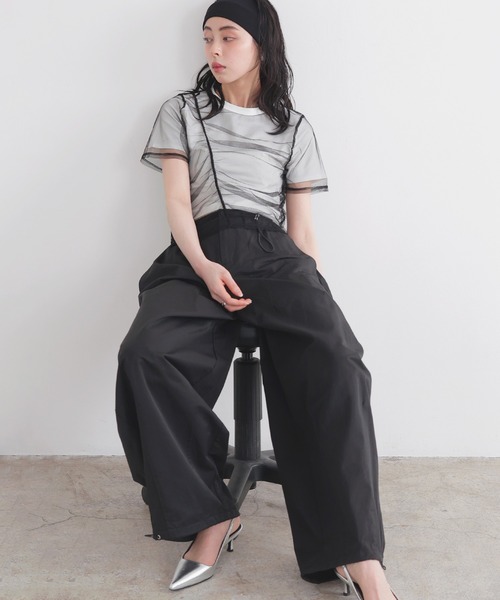 LIAN（リアン）の「シャーリングチュールレイヤードTシャツ（Tシャツ/カットソー・レディース・杢グレー/ホワイト×ブラック/オフホワイト/ブラック・FREE）」の15枚目の写真