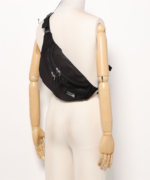 Healthknit Product(ヘルスニットプロダクト)の「【Healthknit Product】ヘルスニット 撥水シワナイロンウエストバッグ HKB-1149(ボディバッグ/ウエストポーチ・メンズ・ブラック・FREE)」の5枚目の写真