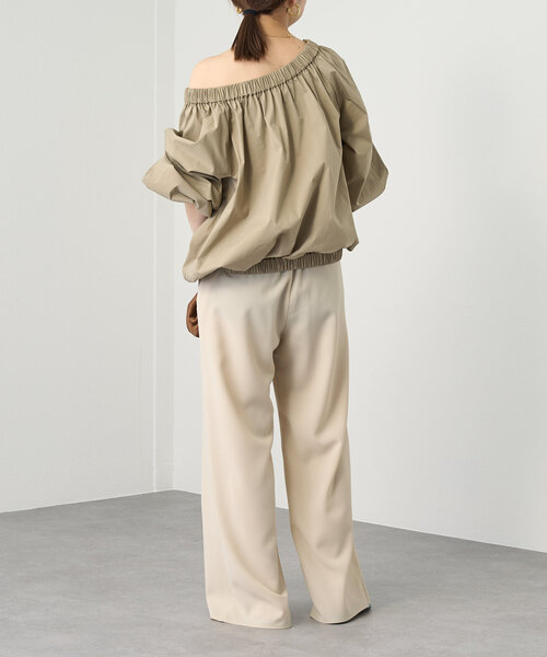 LOUNGEDRESS(ラウンジドレス)の「ワイドイージーパンツ(スラックス・レディース・アイボリー/ブラック/キャメル・SMALL/MEDIUM)」の6枚目の写真