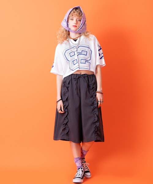 a.p.o.v.（エーピーオービー）の「a.p.o.v. クロップド丈ナンバリング＆フェルトロゴワッペンメッシュフットボールシャツ（Tシャツ/カットソー・メンズ・ブラック/ブルー/ピンク/グリーン/ホワイト・ONESIZE）」の9枚目の写真