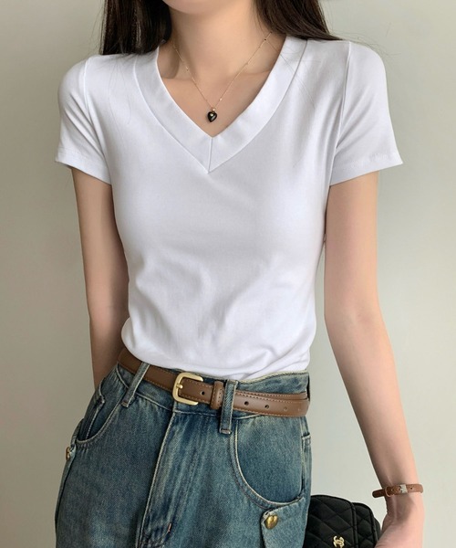 シンプル ホワイト 半袖 Tシャツ Vﾈｯｸｼﾝﾌﾟﾙ半袖Tｼｬﾂ（Tシャツ/カットソー）｜CADBURY