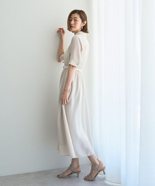YECCA VECCA(イェッカヴェッカ)の「ベルト付きシャツワンピース(シャツワンピース・レディース・ネイビー/ライトベージュ/サックスブルー・FREE)」の19枚目の写真
