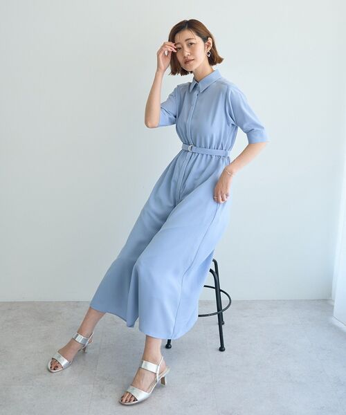 YECCA VECCA(イェッカヴェッカ)の「ベルト付きシャツワンピース(シャツワンピース・レディース・ネイビー/ライトベージュ/サックスブルー・FREE)」の1枚目の写真