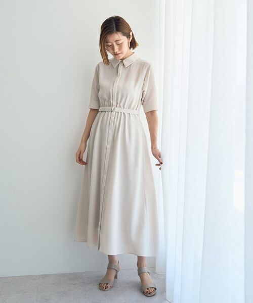YECCA VECCA(イェッカヴェッカ)の「ベルト付きシャツワンピース(シャツワンピース・レディース・ネイビー/ライトベージュ/サックスブルー・FREE)」の2枚目の写真