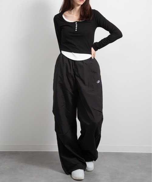 HALEY PESCA(ヘーリーペスカ)の「HALEY PESCA/ワイドレッグ ストリート カーゴパンツ(カーゴパンツ・レディース・グレー/ブラック・SMALL/MEDIUM/LARGE)」の14枚目の写真