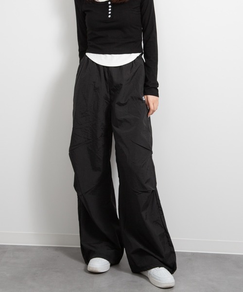 HALEY PESCA(ヘーリーペスカ)の「HALEY PESCA/ワイドレッグ ストリート カーゴパンツ(カーゴパンツ・レディース・グレー/ブラック・SMALL/MEDIUM/LARGE)」の19枚目の写真