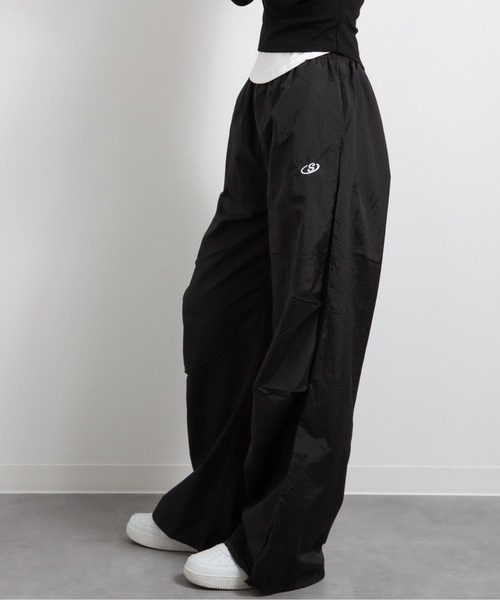 HALEY PESCA(ヘーリーペスカ)の「HALEY PESCA/ワイドレッグ ストリート カーゴパンツ(カーゴパンツ・レディース・グレー/ブラック・SMALL/MEDIUM/LARGE)」の21枚目の写真