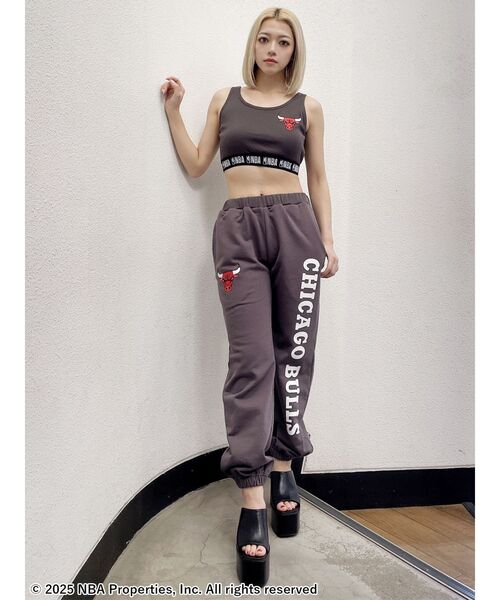 NBA（エヌビーエー）の「NBA SPORTY BUSTIER（キャミソール・レディース・チャコールグレー/オフホワイト/ライトグレー・FREE）」の17枚目の写真