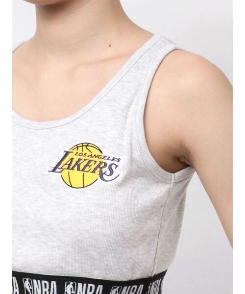 NBA（エヌビーエー）の「NBA SPORTY BUSTIER（キャミソール・レディース・チャコールグレー/オフホワイト/ライトグレー・FREE）」の10枚目の写真