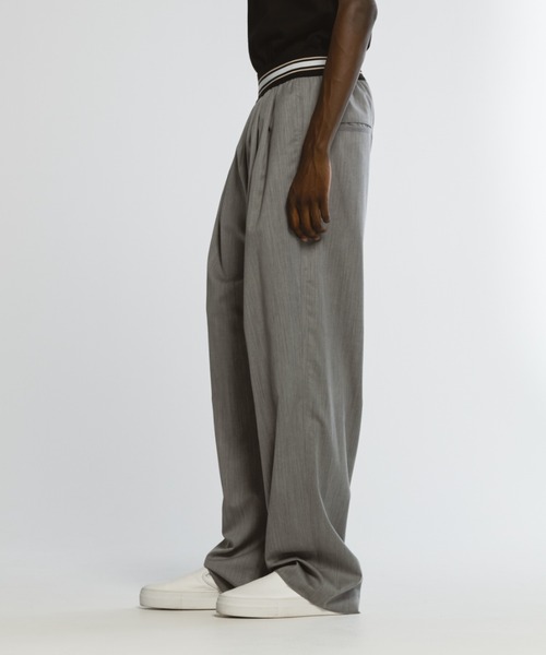 CINOH(チノ)の「SUMMER WOOL ELASTIC PANTS(その他パンツ・メンズ・ブラック/グレー・44/46)」の8枚目の写真